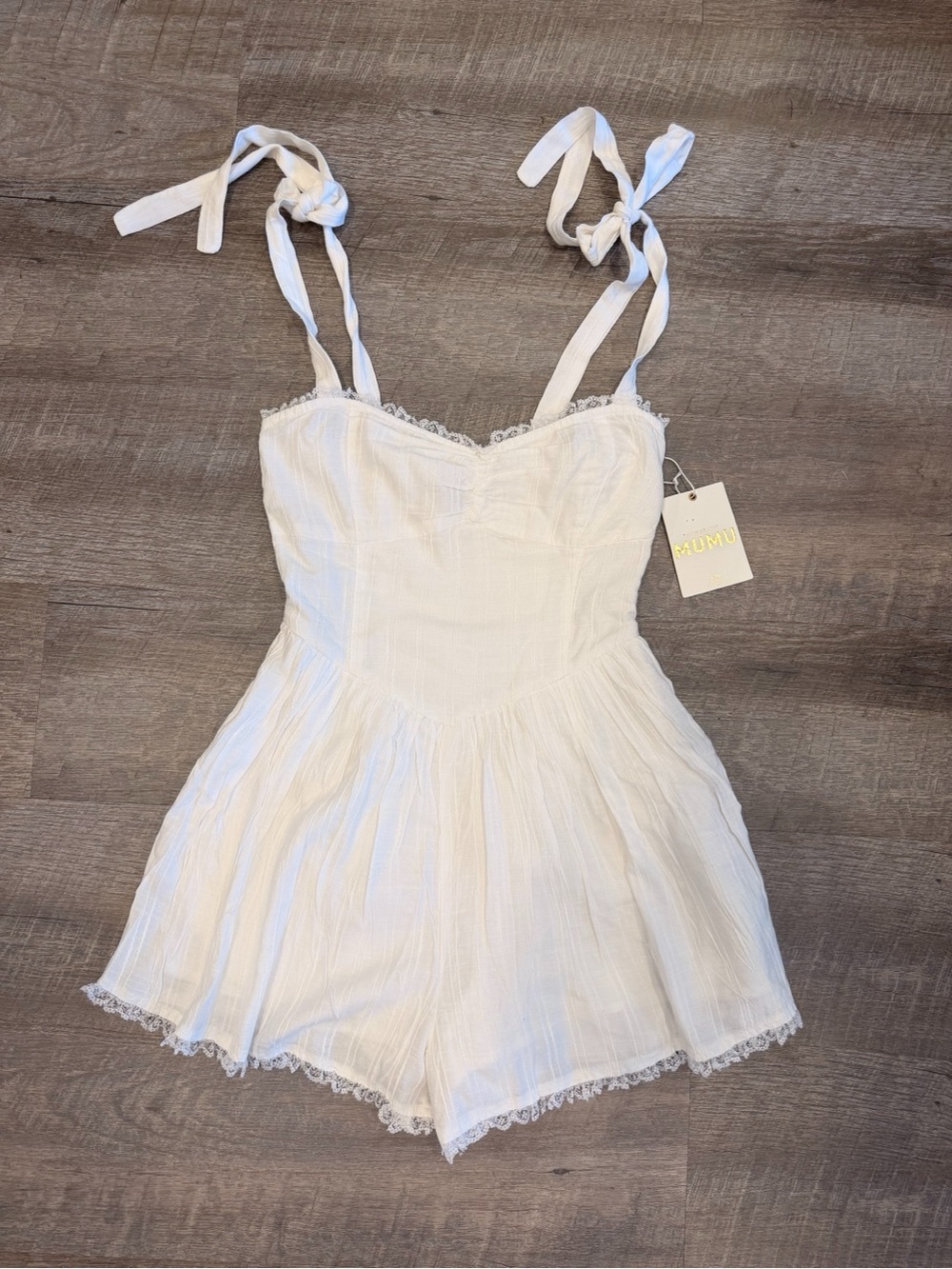 Show Me Your Mumu Regal Romper NWT Size Small White Cottagecore Tie Strap Romper - Picture 3 of 14